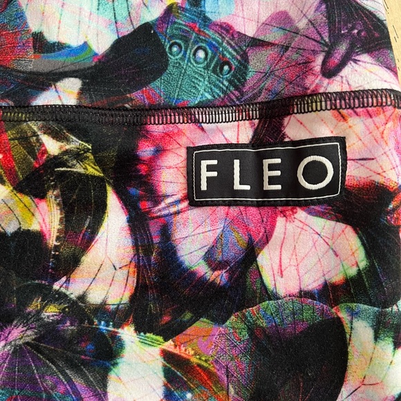 FLEO Butterfly Daydream Power High Rise Shorts - Picture 5 of 10